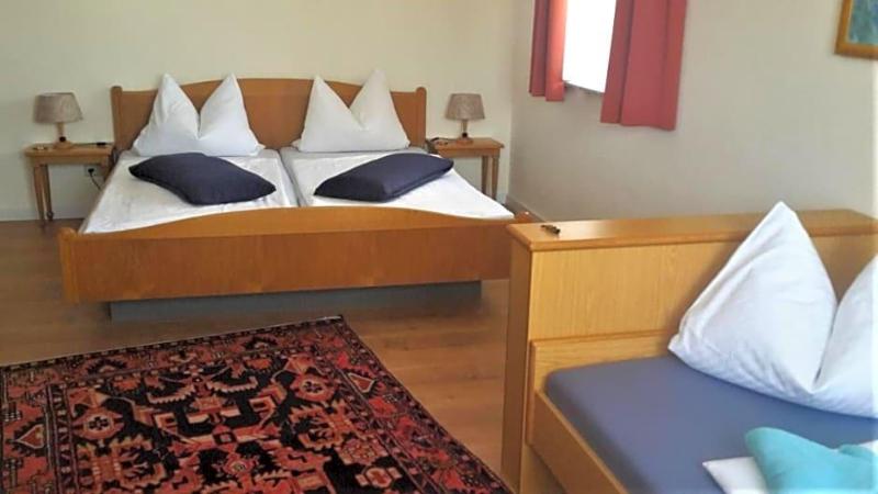 Hotel Janssen image