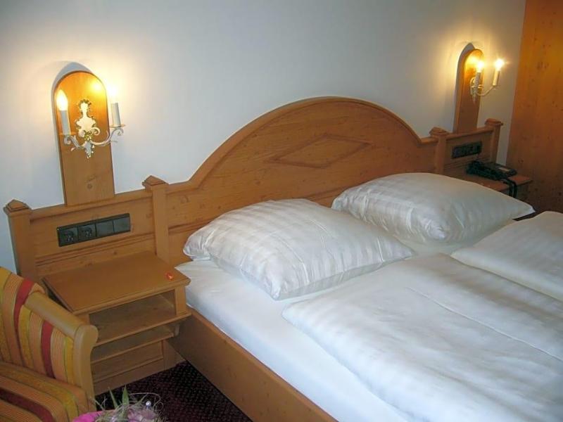 Alpenhotel Pfaffenwinkel image