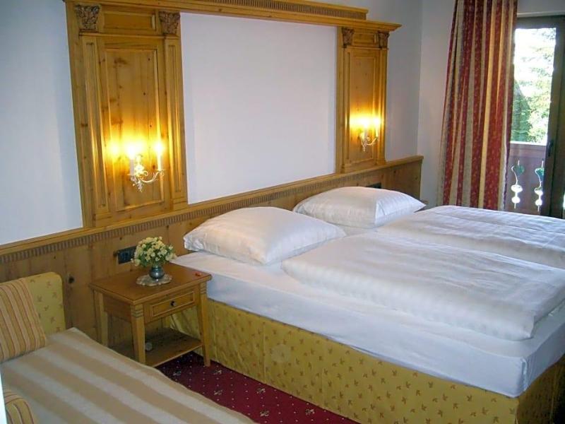Alpenhotel Pfaffenwinkel image