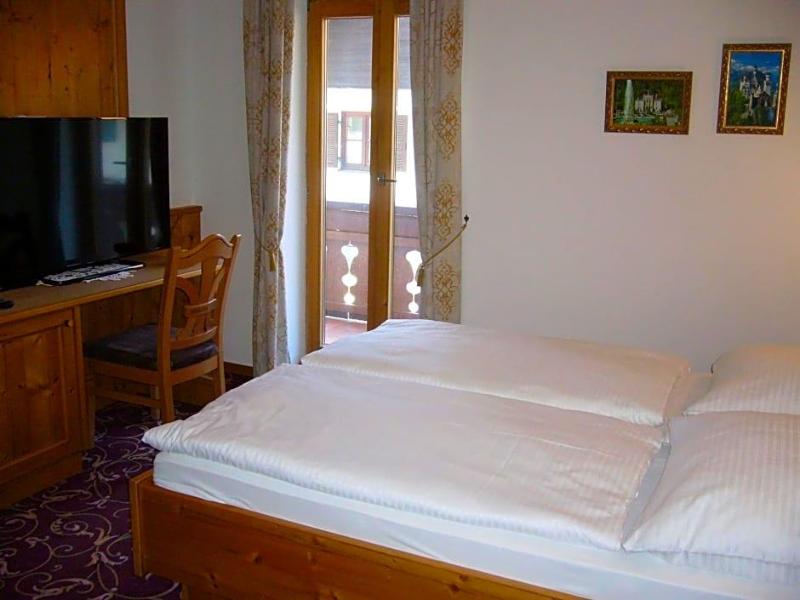 Alpenhotel Pfaffenwinkel image