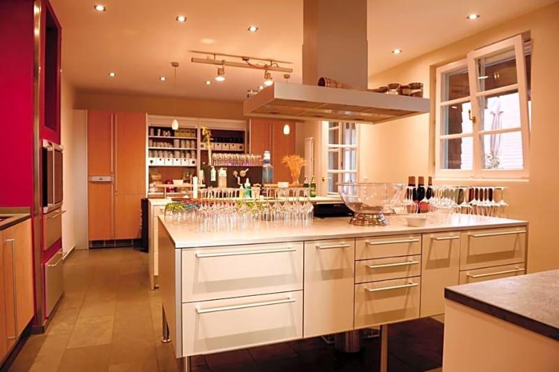 Lindengut Biohotel image