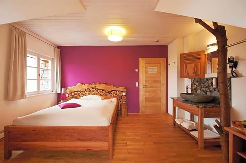 Lindengut Biohotel image