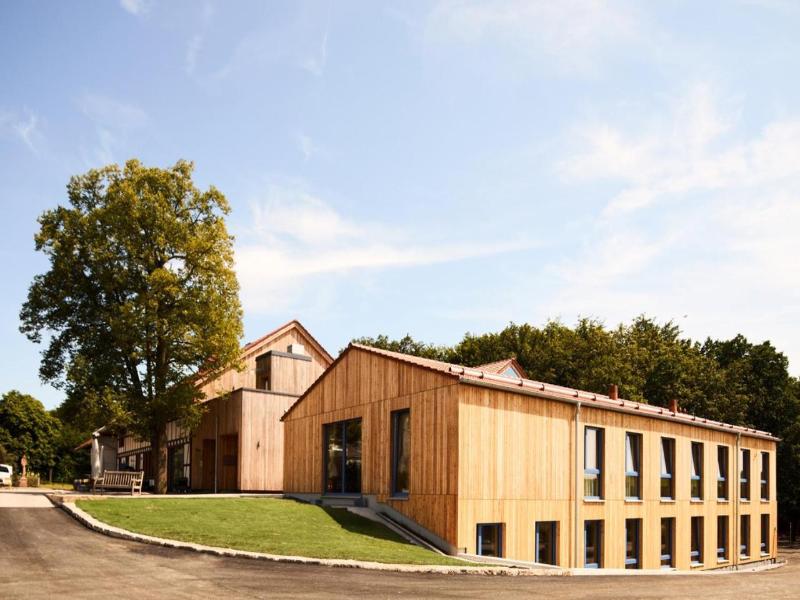 Lindengut Biohotel image