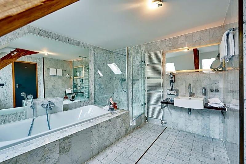 Villa Boutique Hotel image