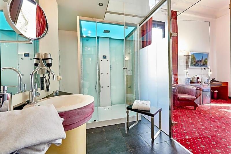Villa Boutique Hotel image