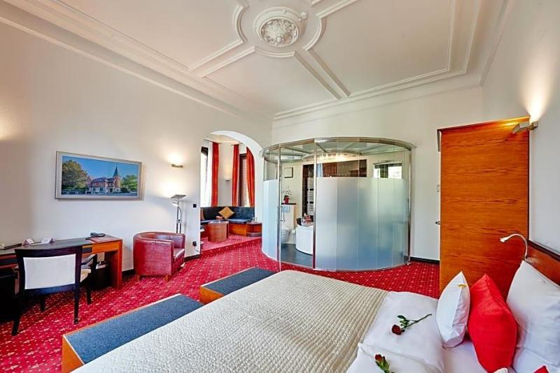 Villa Boutique Hotel image