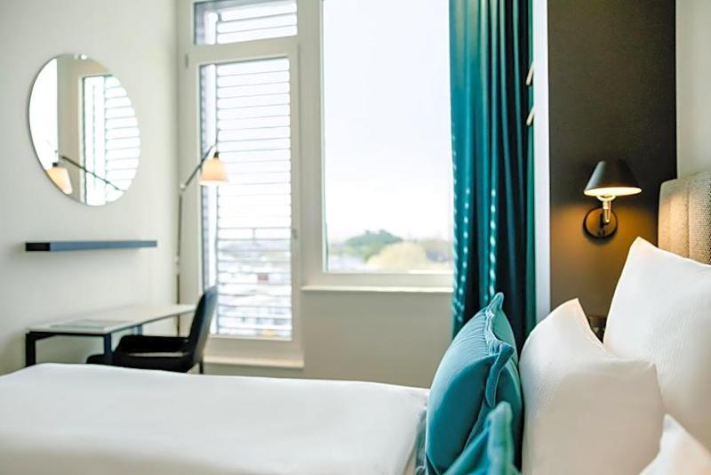 Motel One Karlsruhe image