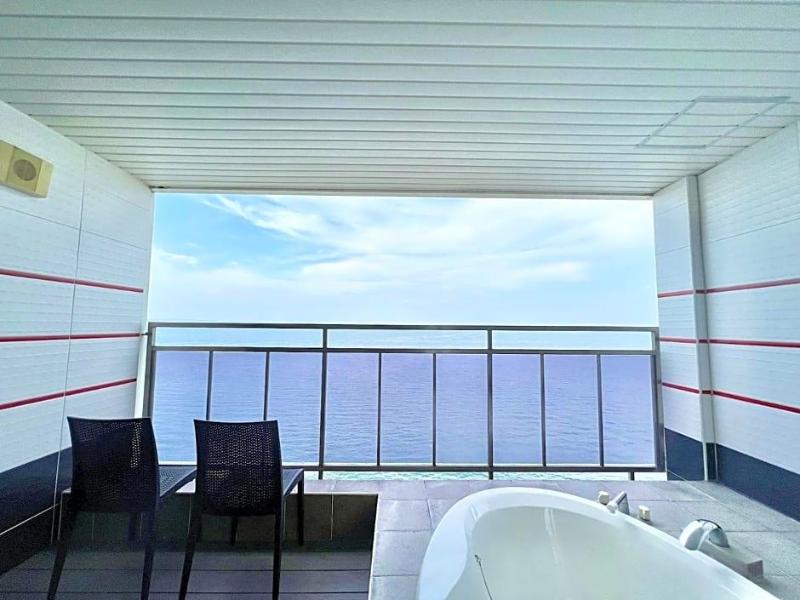 Sky Tower Sweet 4 Beppu Resort Love Hotel image