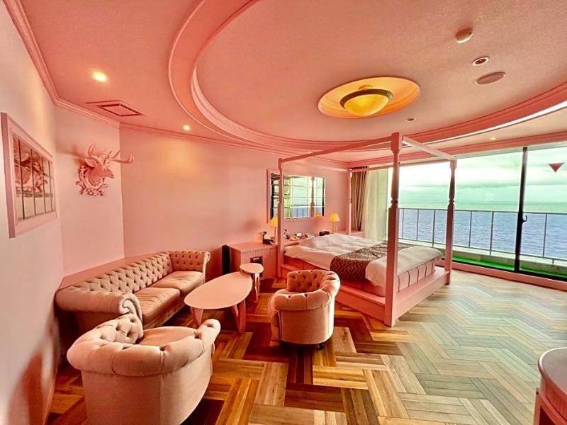 Sky Tower Sweet 4 Beppu Resort Love Hotel image