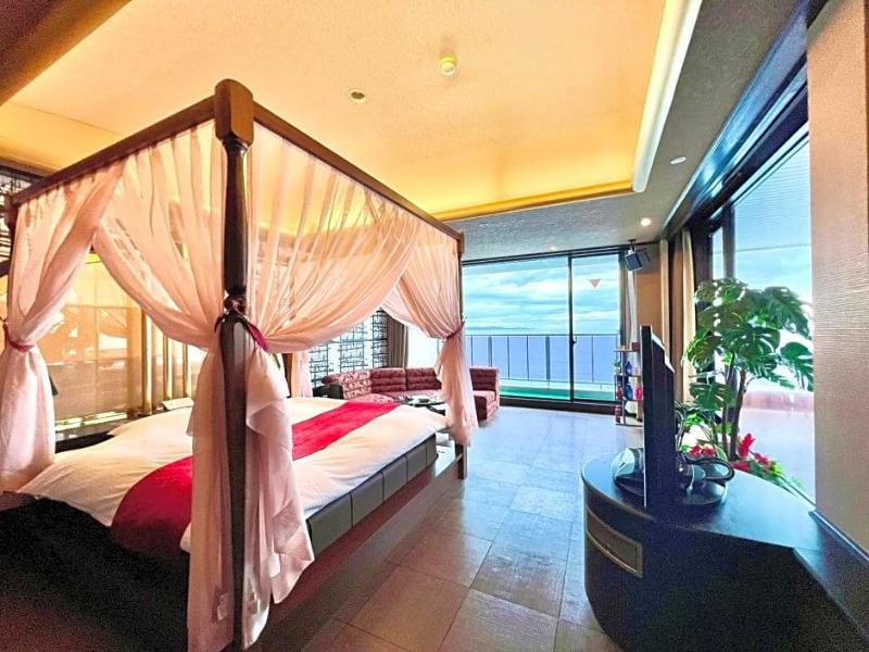 Sky Tower Sweet 4 Beppu Resort Love Hotel image
