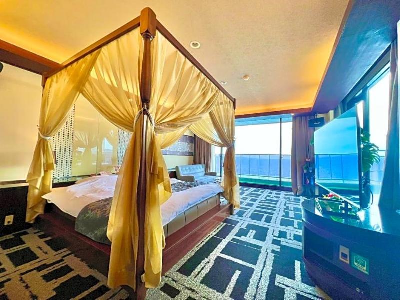 Sky Tower Sweet 4 Beppu Resort Love Hotel image