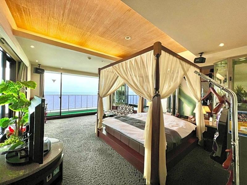 Sky Tower Sweet 4 Beppu Resort Love Hotel image