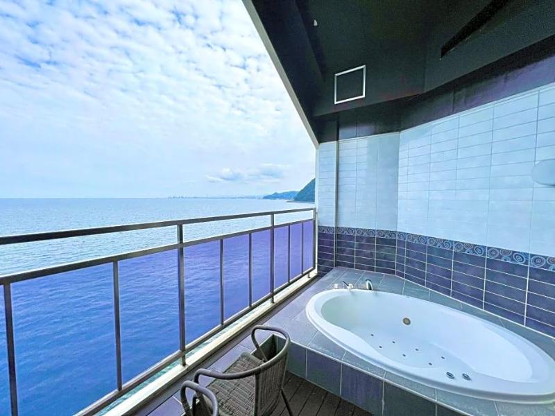Sky Tower Sweet 4 Beppu Resort Love Hotel image