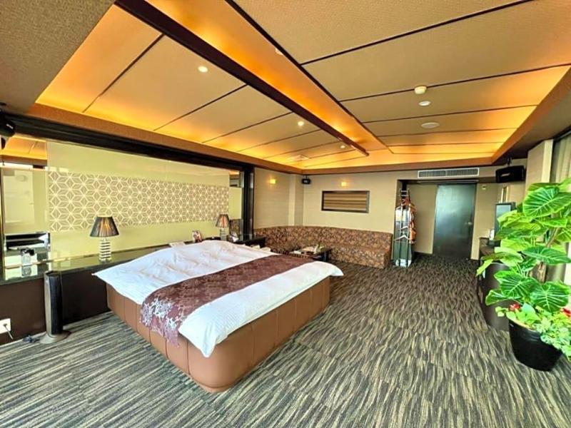 Sky Tower Sweet 4 Beppu Resort Love Hotel image