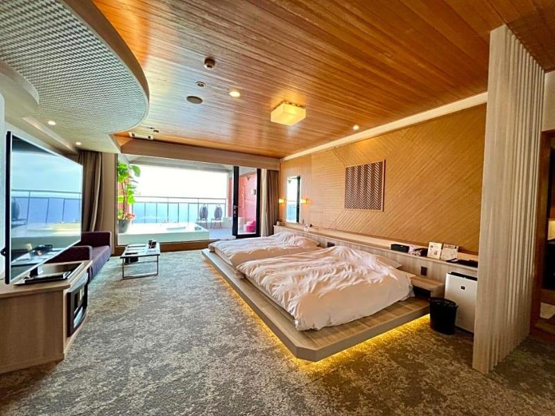 Sky Tower Sweet 4 Beppu Resort Love Hotel image