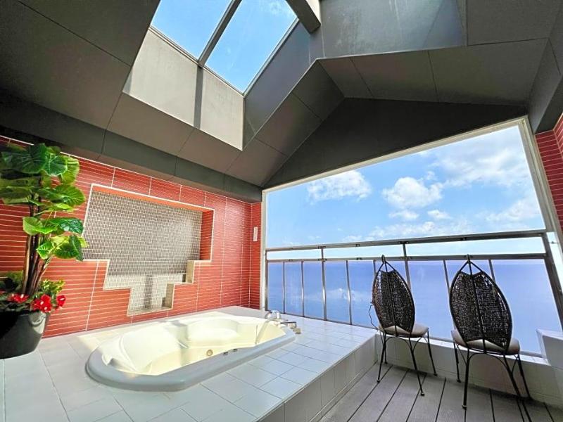Sky Tower Sweet 4 Beppu Resort Love Hotel image