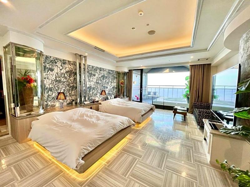 Sky Tower Sweet 4 Beppu Resort Love Hotel image