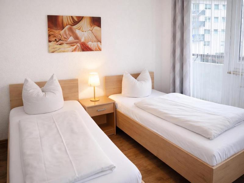 Hotel Discovery image