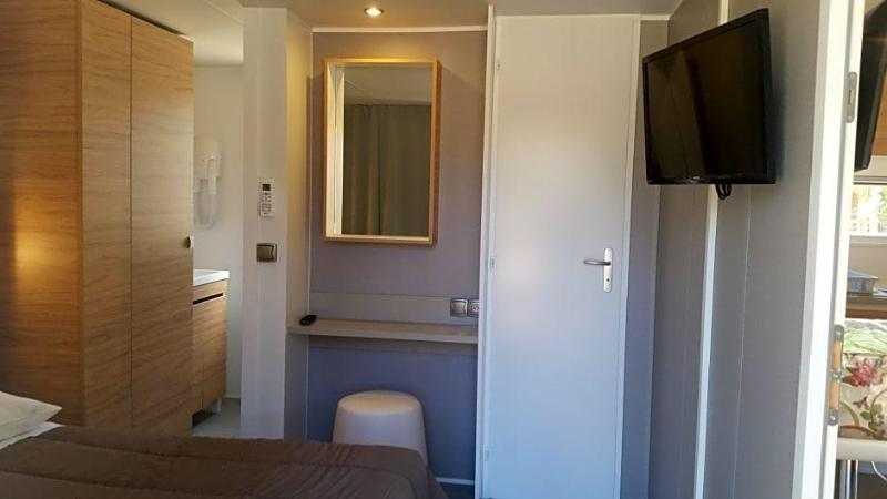 Camping La Pinv De image