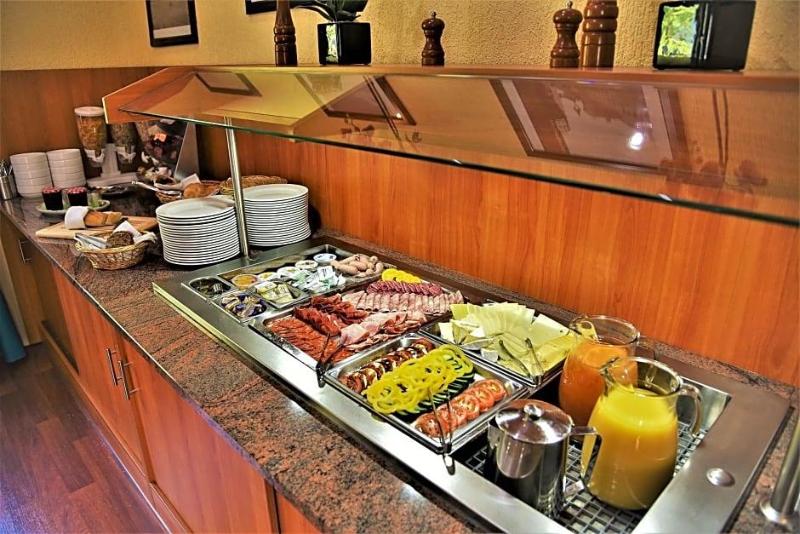 Garni Hotel Zur Krone image