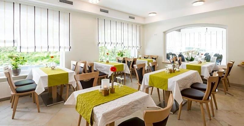 Landhotel Kristall image
