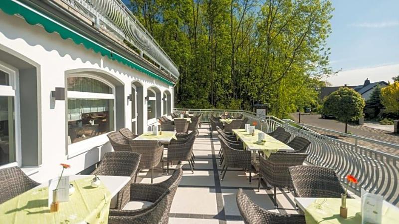 Landhotel Kristall image