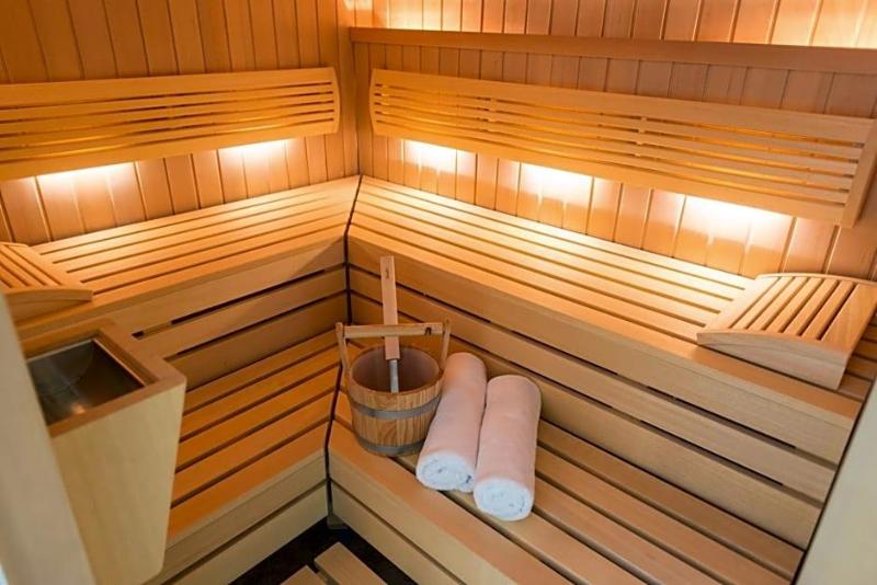 Landhotel Kristall image
