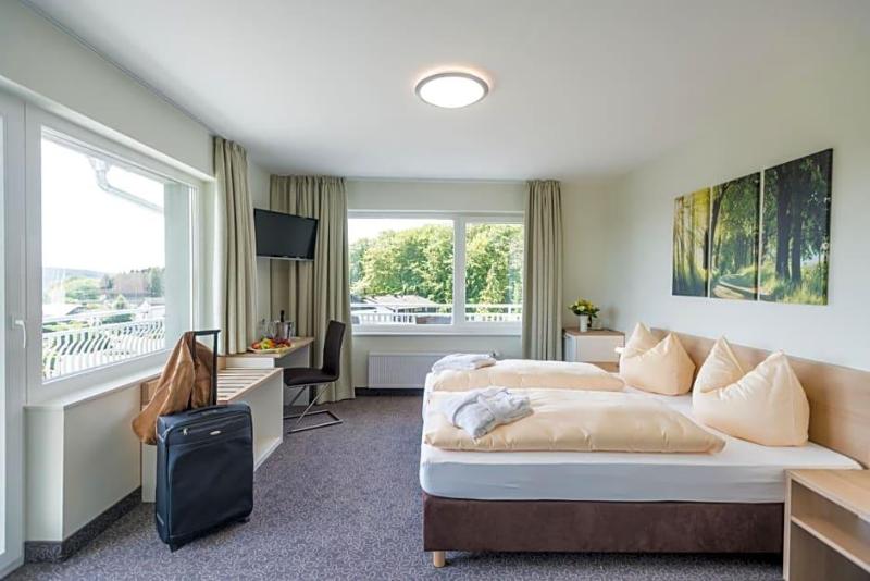 Landhotel Kristall image