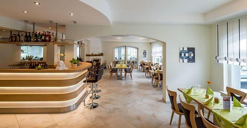 Landhotel Kristall image