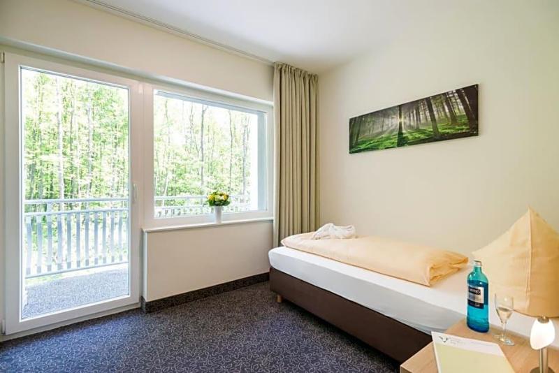 Landhotel Kristall image
