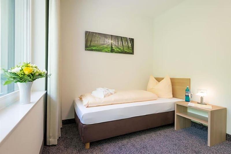 Landhotel Kristall image