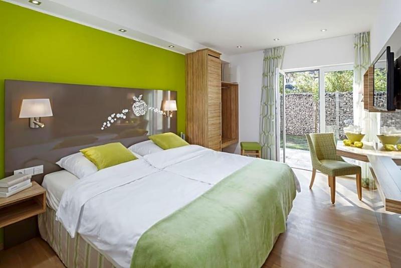 Hotel Schv Nau image