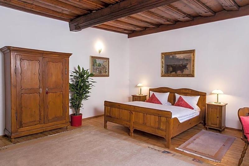 Restaurant Dicker Mann Hotel Zum Blauen Krebs image