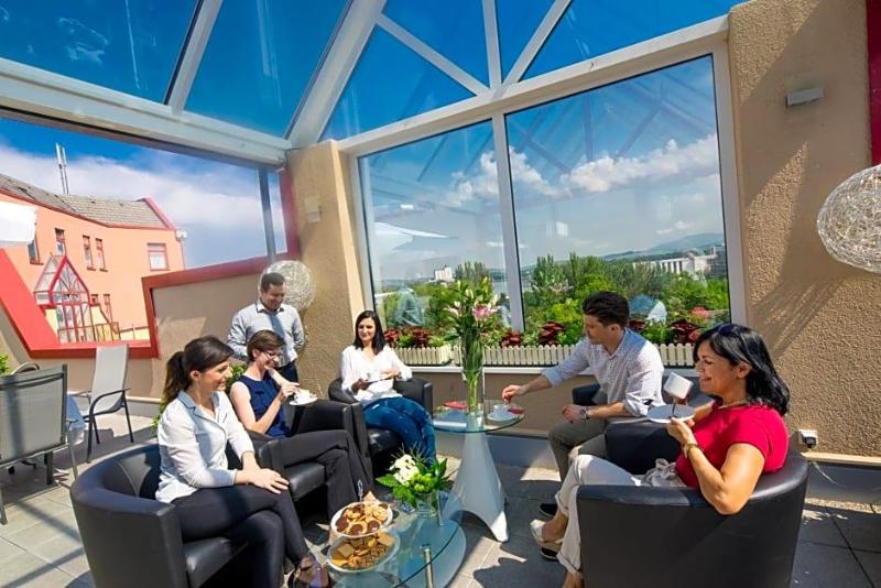 Maximilian Hotel Apartments Weil Am Rhein Basel image