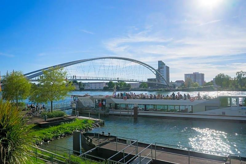 Maximilian Hotel Apartments Weil Am Rhein Basel image