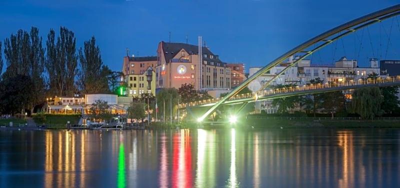 Maximilian Hotel Apartments Weil Am Rhein Basel image