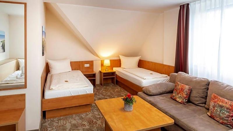 Maximilian Hotel Apartments Weil Am Rhein Basel image