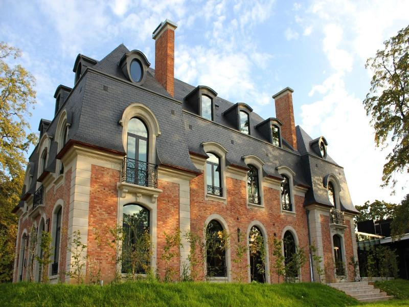 La Maison Des Bienheureux image
