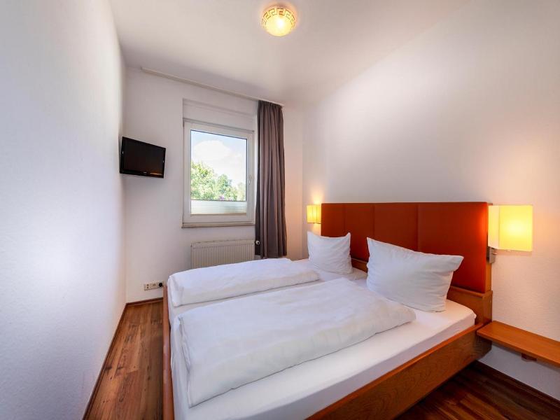 Landhaus Knv Tel image