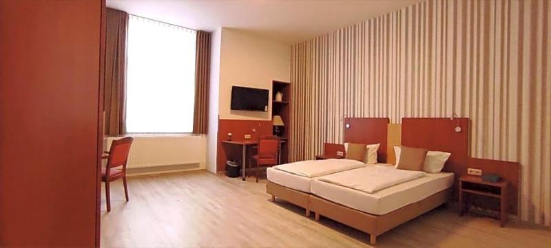 Landhaus Knv Tel image