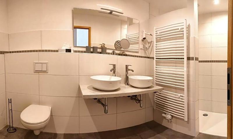 Landhaus Knv Tel image