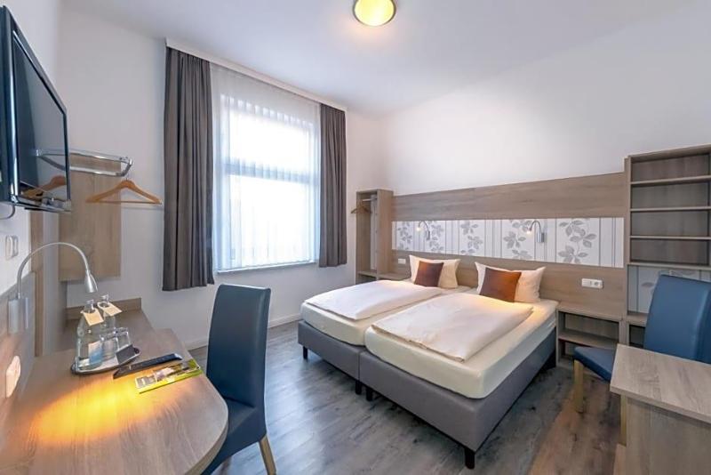 Landhaus Knv Tel image