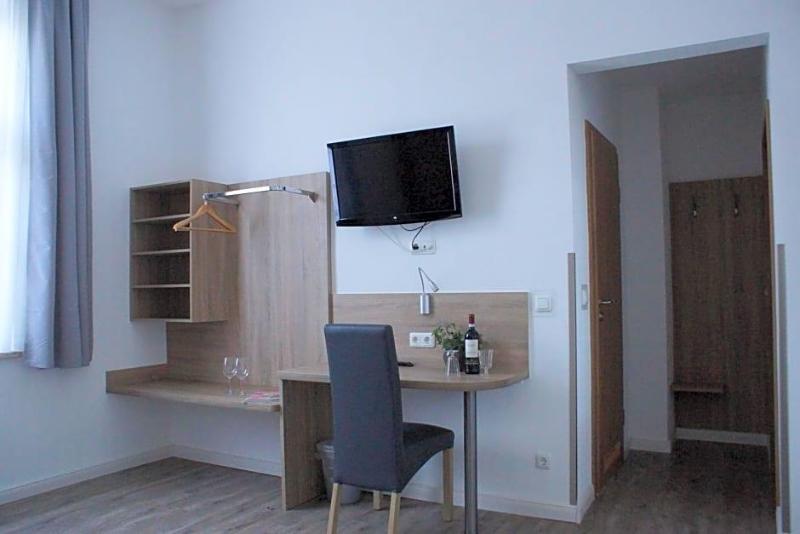 Landhaus Knv Tel image