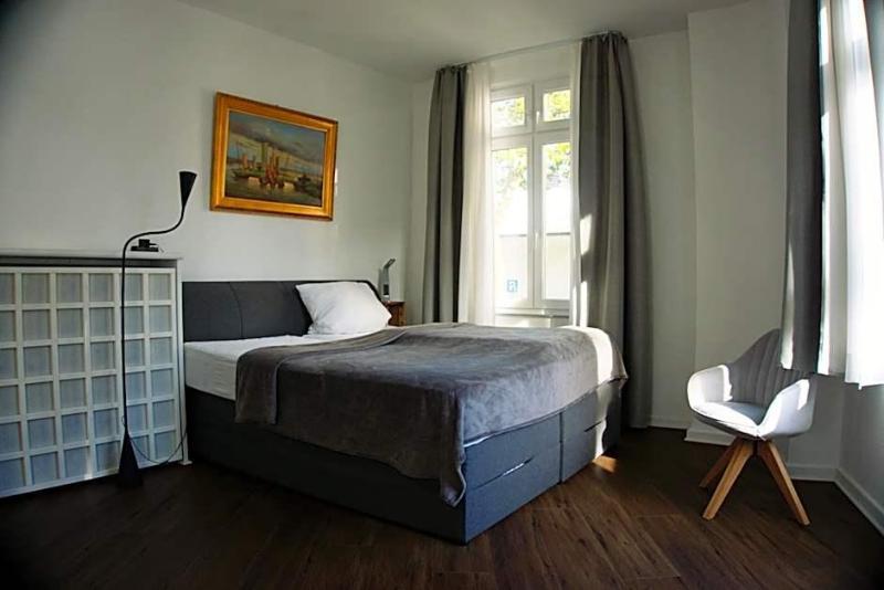 Schillers Hotel Cafv Garni image