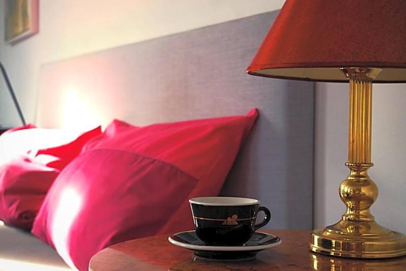 Schillers Hotel Cafv Garni image