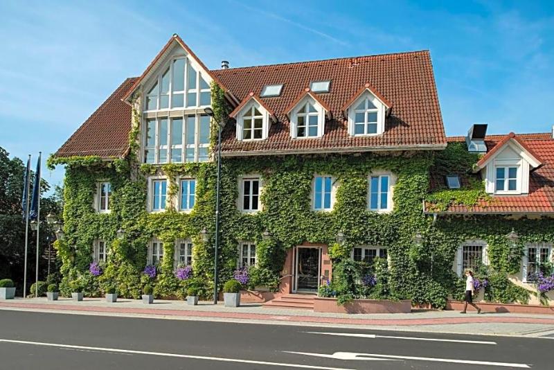 Zeller Hotel Restaurant image