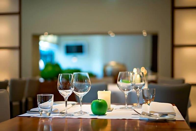 Zeller Hotel Restaurant image