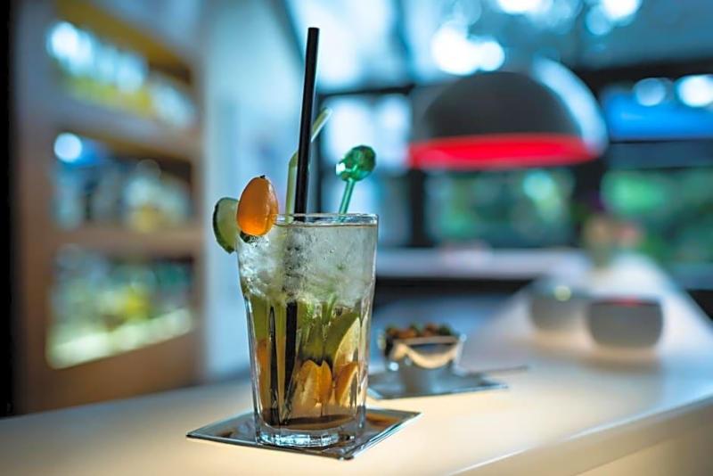 Zeller Hotel Restaurant image