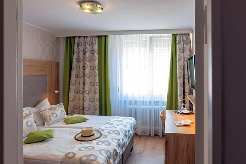 Hotel Central image