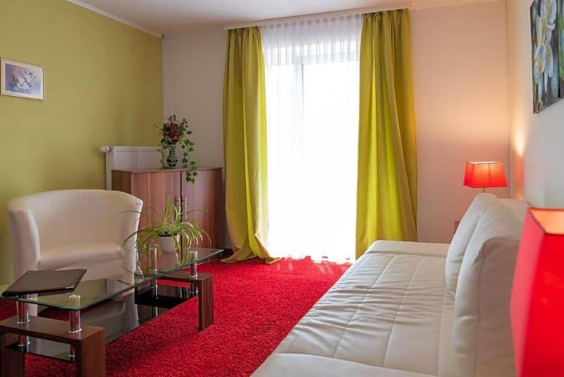 Hotel Central image